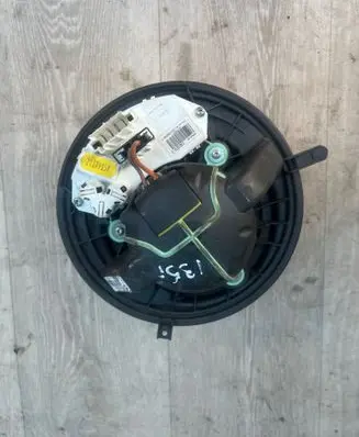 BMW 1 E82 E88 Heater fan/blower 6933663 64116933663