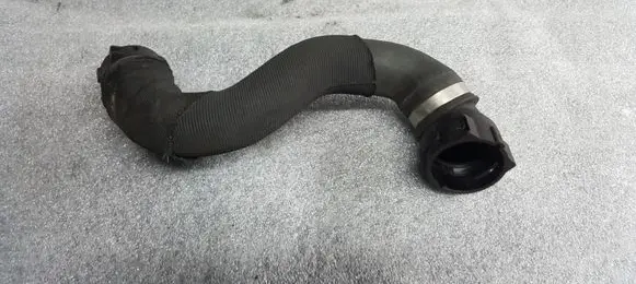 BMW 1 E81 E87 Engine coolant pipe/hose 1712472091401 122993 148378