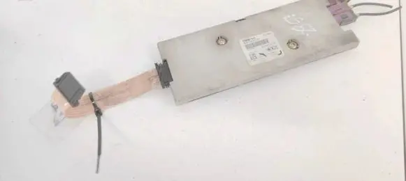 BMW 7 E65 E66 Antenna control unit 690345903 2136510