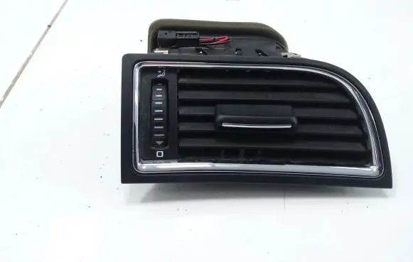 Skoda Superb B6 (3T) Dashboard side air vent grill/cover trim 3T0819702