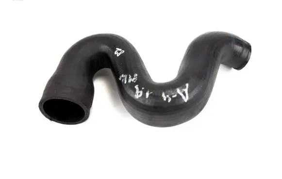 Audi A4 S4 B5 8D Intercooler hose/pipe 8D0145828C