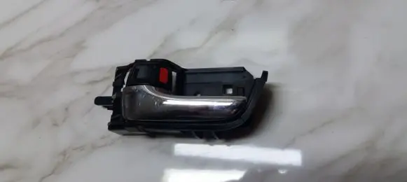 Toyota Prius (XW20) Rear door interior handle