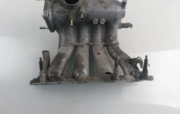 Honda CR-V Intake manifold