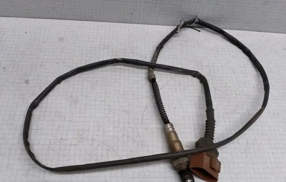 Volkswagen PASSAT B5.5 Lambda probe sensor 0258006314 0258006315