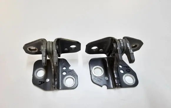 Front door hinge set