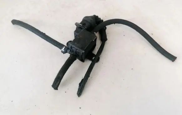 Audi A6 S6 C4 4A Turbo solenoid valve