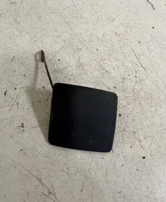 Rear bumper row hook cap/cover