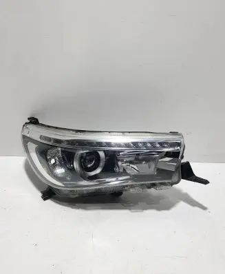 Toyota Hilux (AN120, AN130) Headlight/headlamp