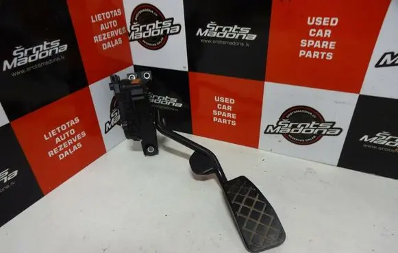 Audi A4 S4 B7 8E 8H Accelerator throttle pedal 8E2721523E