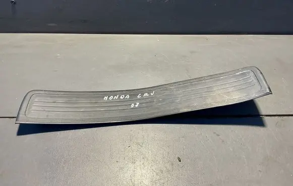 Honda CR-V Rear sill trim cover 8426SWAA 84262SWAA