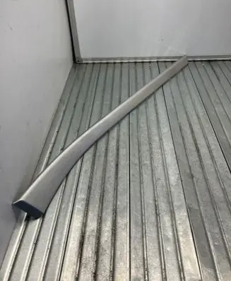 BMW 5 E39 Front door trim bar 8172032 51418172032