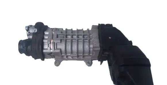 Volkswagen PASSAT B7 Supercharger 03C145601E