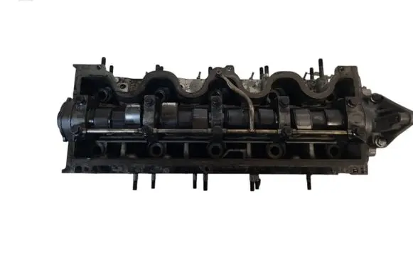 Opel Zafira B Engine head 55207460