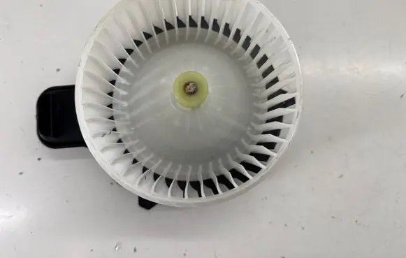 Ford Bronco Heater fan/blower JX6A19846CC 17670