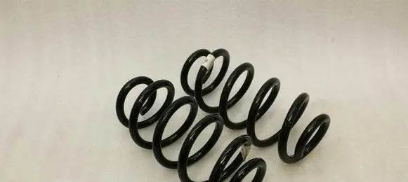 Audi TT TTS RS Mk3 8S Rear coil spring 8S0511115EQ