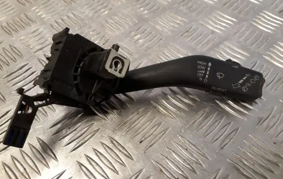 Skoda Octavia Mk2 (1Z) Wiper control stalk 1K0953519J