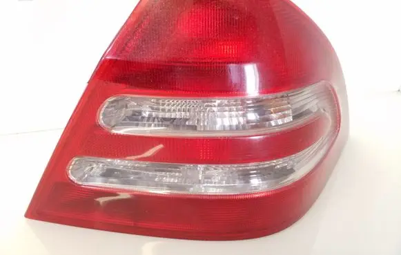 Mercedes-Benz C W203 Rear/tail lights 2038200264