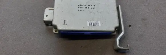 Nissan X-Trail T30 ABS control unit/module 478508H810 A98000U27 2825