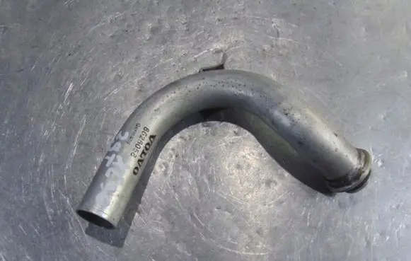 Volvo XC90 Intercooler hose/pipe 8626058