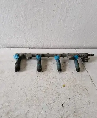 Toyota Yaris Fuel main line pipe