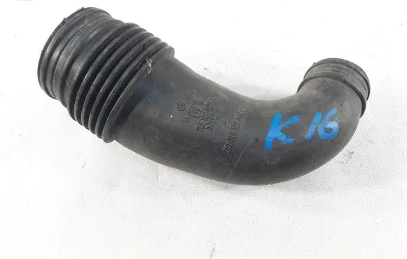 Volkswagen Touareg III Air intake hose/pipe 7L6129628A
