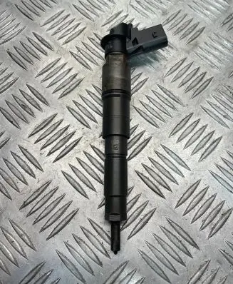 BMW 7 E65 E66 Fuel injector 7792721 0445115