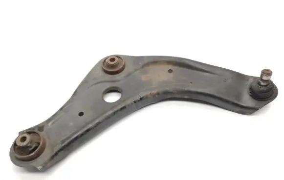 Nissan Qashqai Front lower control arm/wishbone