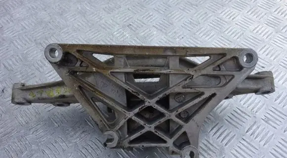 Porsche Boxster 986 Engine mounting bracket 98637530901