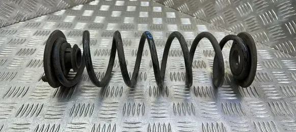 Skoda Octavia Mk3 (5E) Rear coil spring 5Q0511121AC