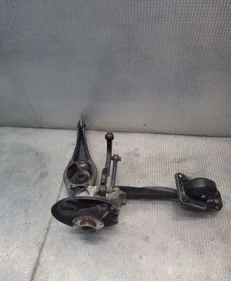 Rear wheel hub spindle/knuckle