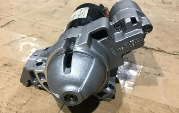 BMW X6 E71 Starter motor 8515900