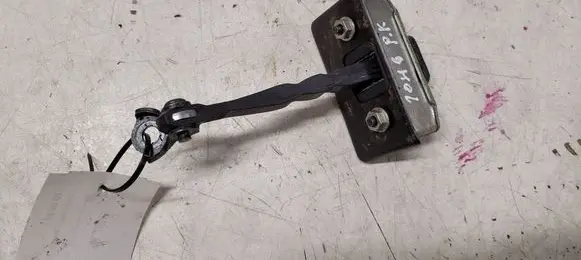 Toyota Avensis T270 Front door check strap stopper