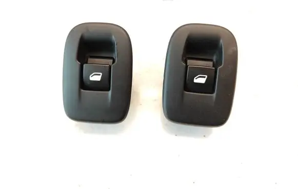 Peugeot 208 Electric window control switch 96751119ZD