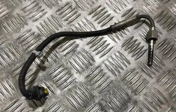 Exhaust gas temperature sensor