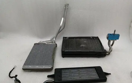 Maserati GranTurismo Heater blower radiator 673003284