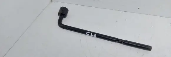 Honda CR-V Wheel nut wrench 