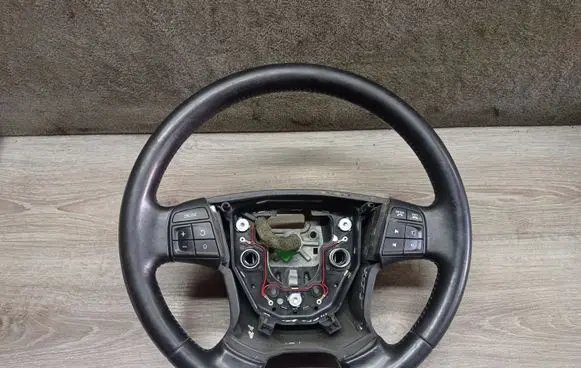 Volvo V70 Steering wheel 30778843