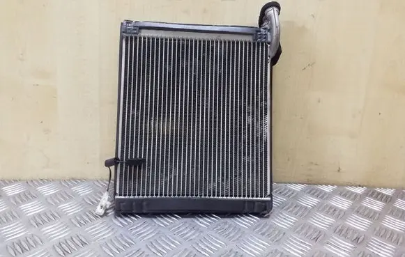 Toyota Auris E180 Air conditioning (A/C) radiator (interior) 
