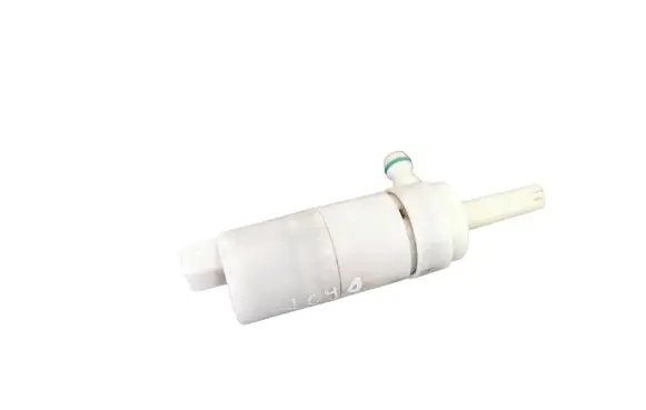Volvo XC90 Headlight washer pump 