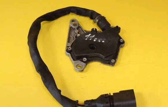 Volkswagen PASSAT B5.5 Gearbox control unit/module 0501317994 55032000