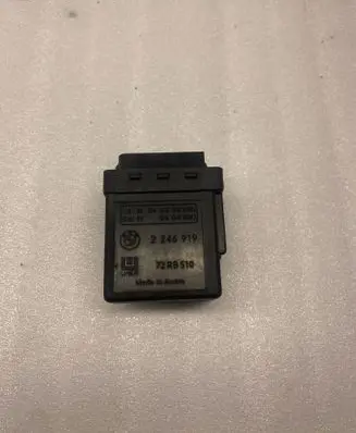 BMW X5 E53 Glow plug pre-heat relay 2246919