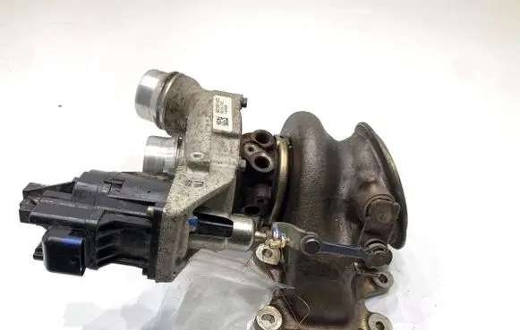 BMW 5 G30 G31 G38 Turbo 9845814