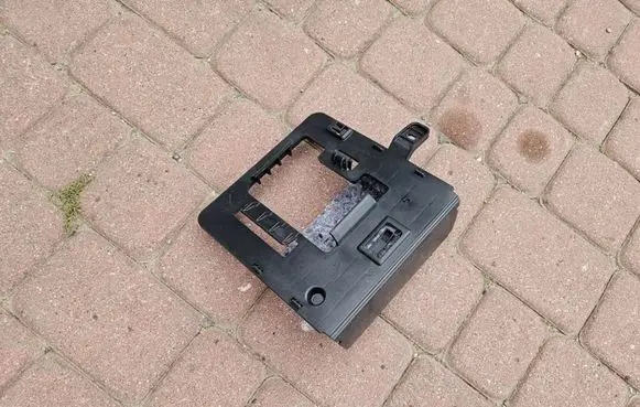 Opel Corsa F Wing mirror control module 19TYS