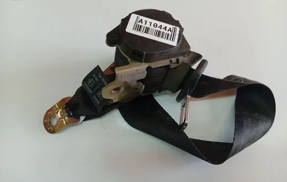 Audi 80 90 S2 B4 Rear seatbelt ALE563002500