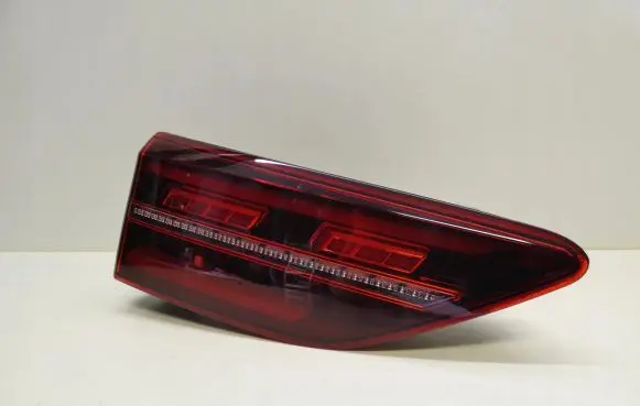 Volkswagen Golf VIII Rear/tail lights 5H0945307A
