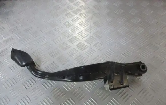 Audi A4 S4 B5 8D Clutch pedal 8D1721140B