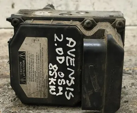 Toyota Avensis T250 ABS Pump