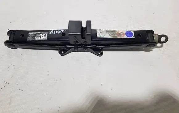 Alfa Romeo Stelvio Lift Jack 51840603DDD 51840603