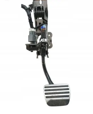 Infiniti Q50 Brake pedal 