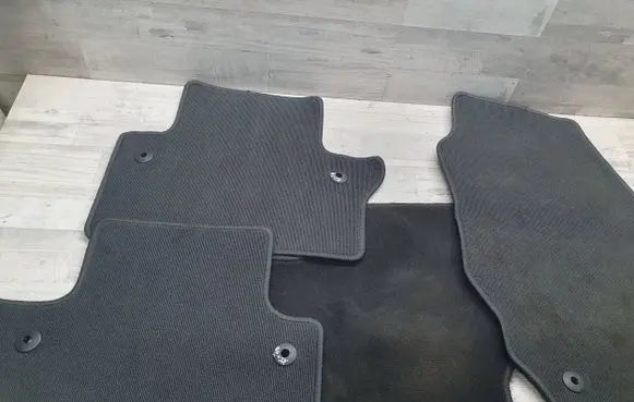 Volvo XC70 Car floor mat set 
